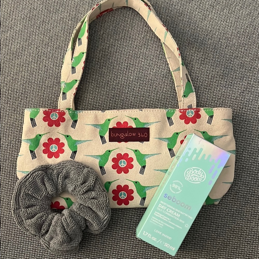 Bungalow 360 Hummingbird Tote with Body Boom Day Cream & Gray Scrunchie